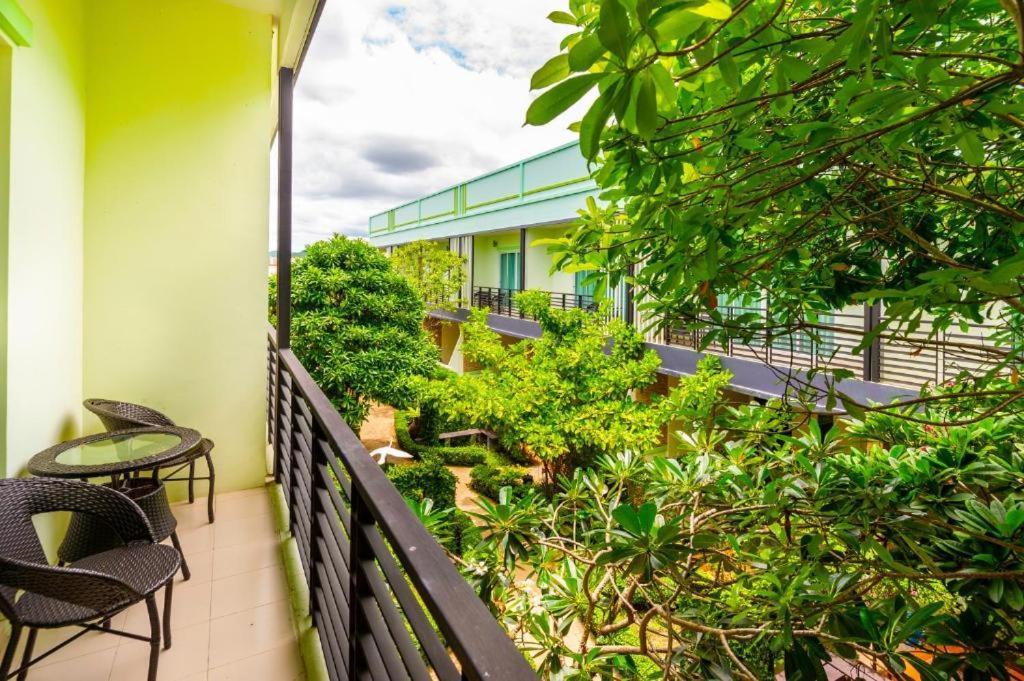Baan Noppadol Hua Hin Resort Exterior photo