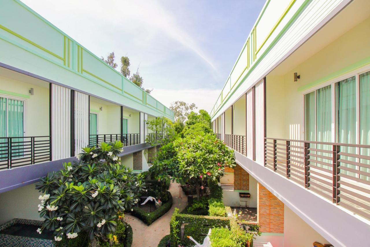 Baan Noppadol Hua Hin Resort Exterior photo